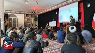گرامیداشت سالگرد شهادت سردار سلیمانی در پایگاه مقاومت بسیج شهدای فروشان خمینی شهر