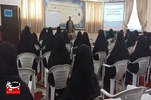 برگزاری کارگاه آموزشی سواد رسانه در خانواده و مهارت فرزندپروری در نهاوند