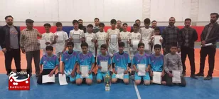 نوجوانان درازاب صالح آبادی گل کاشتند