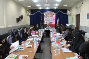 اخلاص در علم و عمل بارزترین ویژگی بسیجی