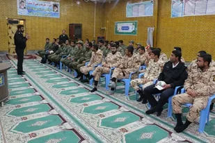 کارگاه آگاه سازی سربازان در لردگان