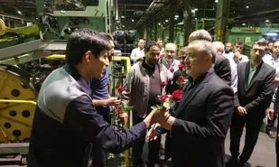 کارگران، ستون اصلی تولید و توسعه اقتصادی کشور هستند