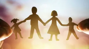 دلیل دوری و فاصله اعضای خانواده از یکدیگر