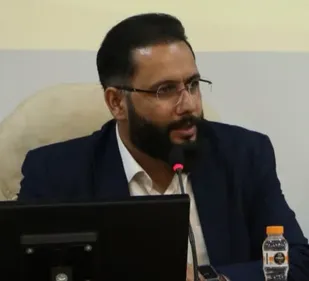 نشست تخصصی مداحان شاخص استان سمنان برگزار شد