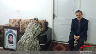 دیدار فرمانده سپاه اراک با خانواده شهید والامقام عبدالله برز آبادی فراهانی