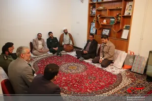 دیدار باخانواده معظم شهداء اسدآباد