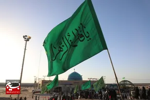 این خاک گلگون تکه&zwnj;ای از آسمان است