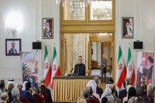 سرپرست وزارت امور خارجه گفت: رژیم صهیونیستی تنها راه حفظ و تداوم بقای خود را در جنگ&zwnj;افروزی و گسترش نزاع بین کشورهای منطقه و میان فلسطینان می&zwnj;داند.