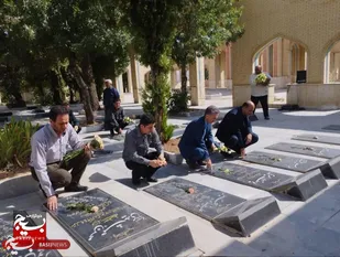 غبارروبی گلزار شهدا فارسان و جونقان در هفته دولت