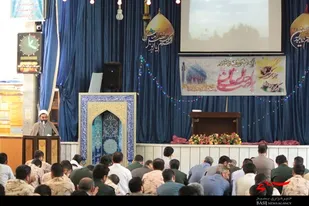 غیبت به معنای عدم حضور نیست بلکه به معنای عدم ظهور است