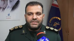 خدمت رسانی جهادگران بسیجی در مدیریت آب گرفتگی معابر شهر کمشچه/ آماده باش جهادگران استان با توجه به احتمال تداوم بارندگی ها