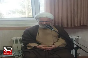 ملت ایران با ایستادگی در برابر سلطه، الگوی جهان شد