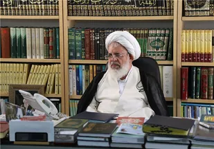 مراقبت سیاسی رهبر معظم انقلاب توطئه های دشمنان را خنثی کرده است/ویژگی&zwnj;های بارز مدیریتی رهبر معظم انقلاب