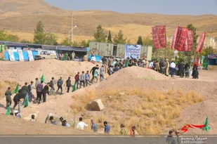 بازدید دانش آموزان از نمایشگاه دستاوردهای دفاع مقدس در تیپ ۸۲ سپاه صاحب الامر(عج) استان قزوین