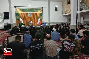 مراسم گرامیداشت قائد شهید امت در روستای عباسیه(بیجن آباد) ملایر