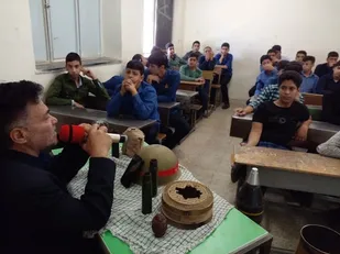 برگزاری یادواره شهدا در دبیرستان شهدای ۷ تیر خمینی شهر