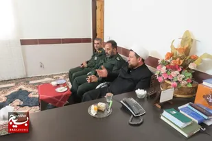 دیدار فرمانده سپاه ناحیه میامی با امام جمعه این شهر+عکس