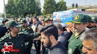 استقبال از پیکر سردار نیلفروشان در فرودگاه مشهد+عکس
