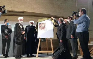 کتاب &laquo;مرا با خودت ببر&raquo; در یزد رونمایی شد