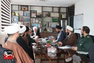دیدار فرماندهان حوزه&zwnj;های مقاومت بسیج طلاب با مسئول نمایندگی ولی فقیه در سپاه کربلا