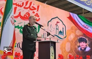 ایستادگی در برابر مستکبران دنیا، افتخار ایران اسلامی است