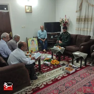 دیدار و تجلیل از خانواده شهید دانش آموز هدایت زاده در بابل