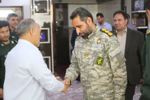 دیدار فرمانده لشکر عملیاتی ۴۱ ثارالله از خانواده معظم شهدا و جانبازان رفسنجان
