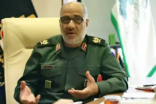 برنامه های محرومیت زدایی با محوریت شهدا برگزار می شود  /ساماندهی یک هزار نیروی متخصص فرهنگی و اجتماعی به برکت کنگره شهدا در استان مرکزی