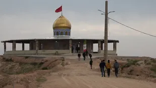 بازدید دانش آموزان گرگانی از یادمان هفت تپه در خوزستان