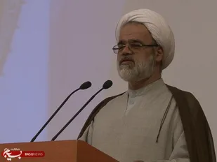 اندیشه&zwnj;های امام خمینی(ره) برگرفته از قرآن و معارف ناب اسلامی است
