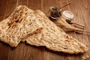 نان کامل، مهمان سفره&zwnj;های اسدآباد شد