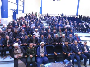 قرارگاه مساجد و محلات اسلامی در فریدن برگزار شد