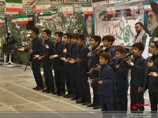 برپایی آیین مهمانی لاله ها در گلزار شهدای قم