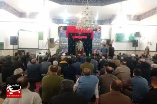 یادواره ۳۶ شهید پائین محله تویسرکان برگزار شد