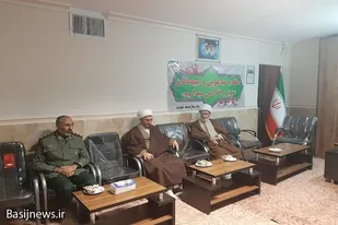 حضور روحانیت در جمع بسیجیان زمینه رشد و تعالی را رقم خواهد زد