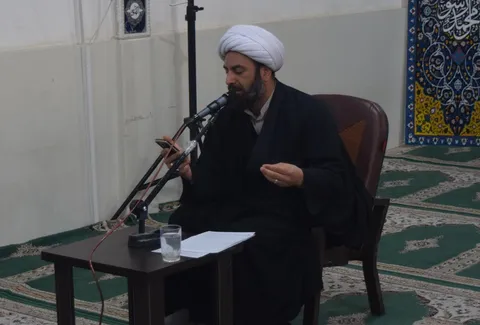 حضرت زهرا(س)اسوه حیات طیبه /این بانوی بزرگ اسلام مظهر فضل، دانش، کمال، تعهد و ایمان است