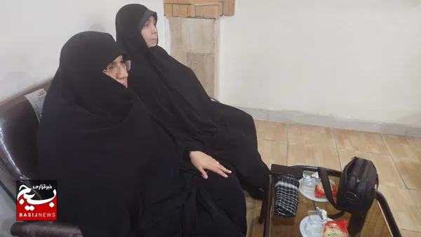 دیدار نقش آفرینان بسیج با نماینده ولی فقیه در استان گیلان