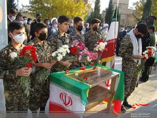 غبار روبی و گلباران شهدا شهرستان لنجان