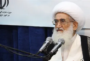 انتقاد شدید آیت&zwnj;الله نوری&zwnj;همدانی از مسئولان / مردم مشکل معیشت دارند / جلوی گرانی&zwnj;ها را بگیرید