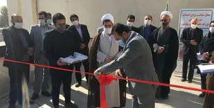 افتتاح 4 نیروگاه برق خورشیدی در آستان امامزدگان استان البرز