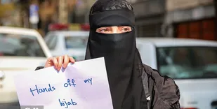 دستگاه دیپلماسی برای حل مشکل بانوان محجبه هند تلاش کند