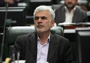 پاداش های نجومی شکاف طبقاتی ایجاد می کند