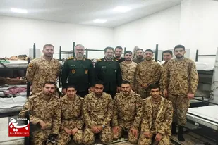 بازدید سرزده سردار زارع کمالی از محل استقرار سربازان سپاه استان همدان