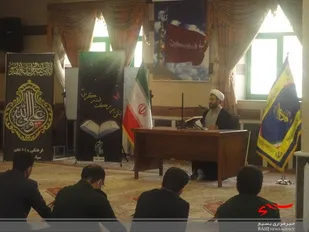 پیروی از ولی فقیه موجب رستگاری جامعه می شود