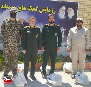 توزیع کمک های مومنانه بمناسبت سالگرد شهادت سردار حجازی  در  رامهرمز