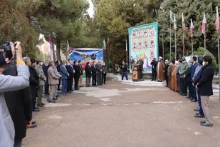 گلباران گلزار شهدا شاهرود و دیدار با خانواده شهدا به مناسبت دهه فجر+ تصاویر