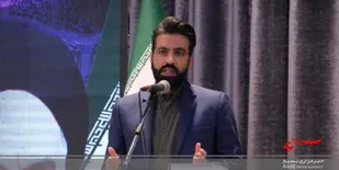 اصحاب رسانه و مداحان به عنوان مهمترین پل ارتباطی با مردم هستند