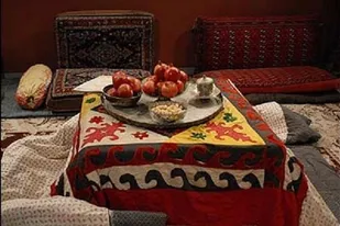 یلدا؛ بهانه&zwnj; ای برای یک دورهمی ساده/ رسم و رسومی که کمرنگ شدند