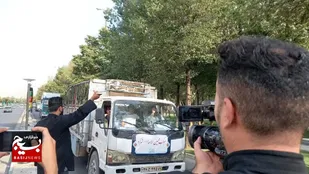 اعزام 11دستگاه کامیون و تریلی نذورات مردمی برای زائران اربعین