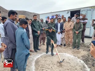 کلنگ احداث ۶ مدرسه در مناطق صعب&zwnj;العبور ریگان به زمین زده شد